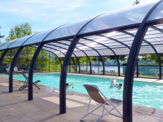 CAMPING LE LAC DE LA SIAUVE, Location de Vacances dans le Cantal