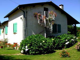 gîte de l étang a vacquiers (location-vacances)