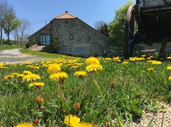 brin d air - chambres et table d hôtes a cros de géorand (location-vacances)