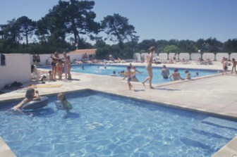 CAMPING AU JOYEUX FAUNE, Location de Vacances en Charente-Maritime